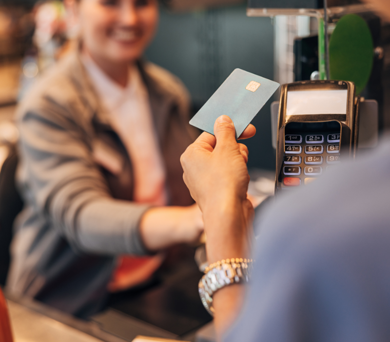 porównanie ofert bankowych z kontem osobistym dla seniorów